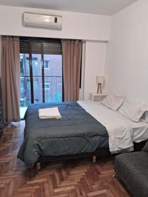 Agradable departamento con balcón Zona embajada USA Rural Bosques de Palermo